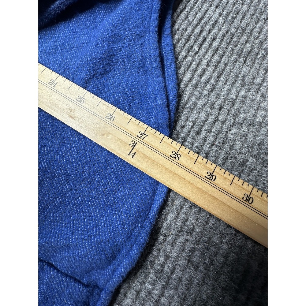 Abercrombie & Fitch Shirt Mens Medium‎ Blue Herringbone Flannel Button Down - Picture 3 of 8